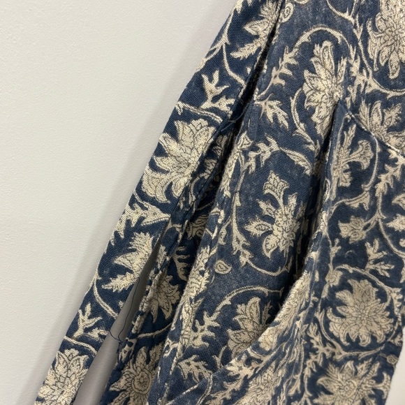 FAHERTY NAVY AND BEIGE FLORAL MIDI DRESS WITH TWO POCKETS - Picture 8 of 10